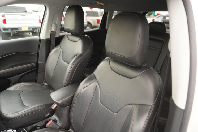 Used 2019 Jeep Compass Limited w/ Safety & Security Group AWD/4WD image 10