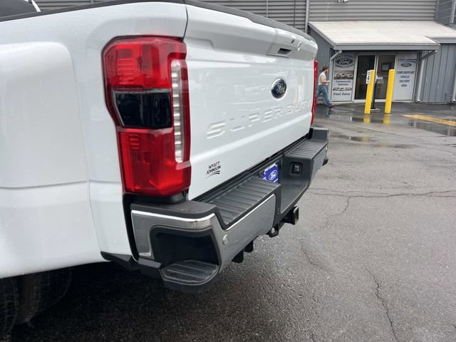 Certified 2026 Ford F350 Lariat w/ Lariat Ultimate Package AWD/4WD image 12