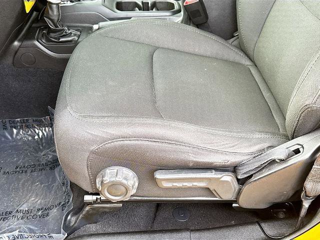 Used 2019 Jeep Wrangler Unlimited Sahara image 16