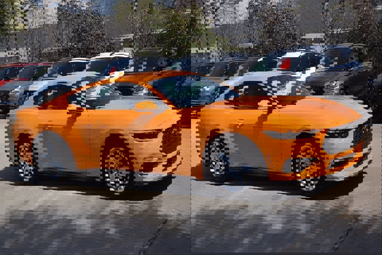 Certified 2026 Ford Mustang Premium image 5