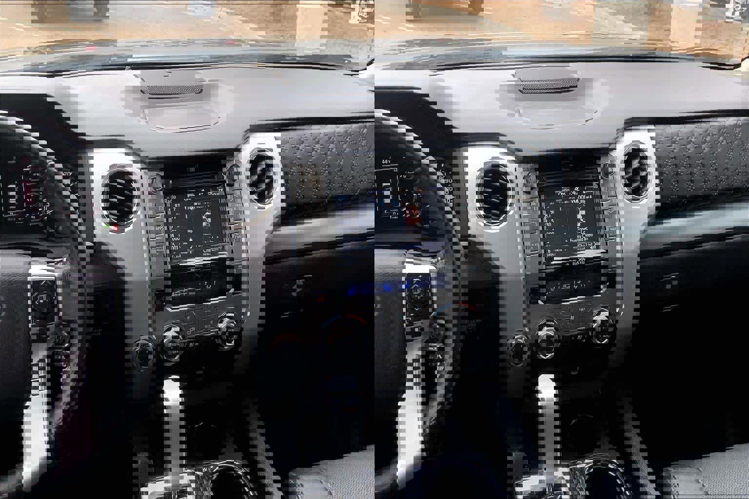 Used 2019 Toyota Tundra Platinum image 6