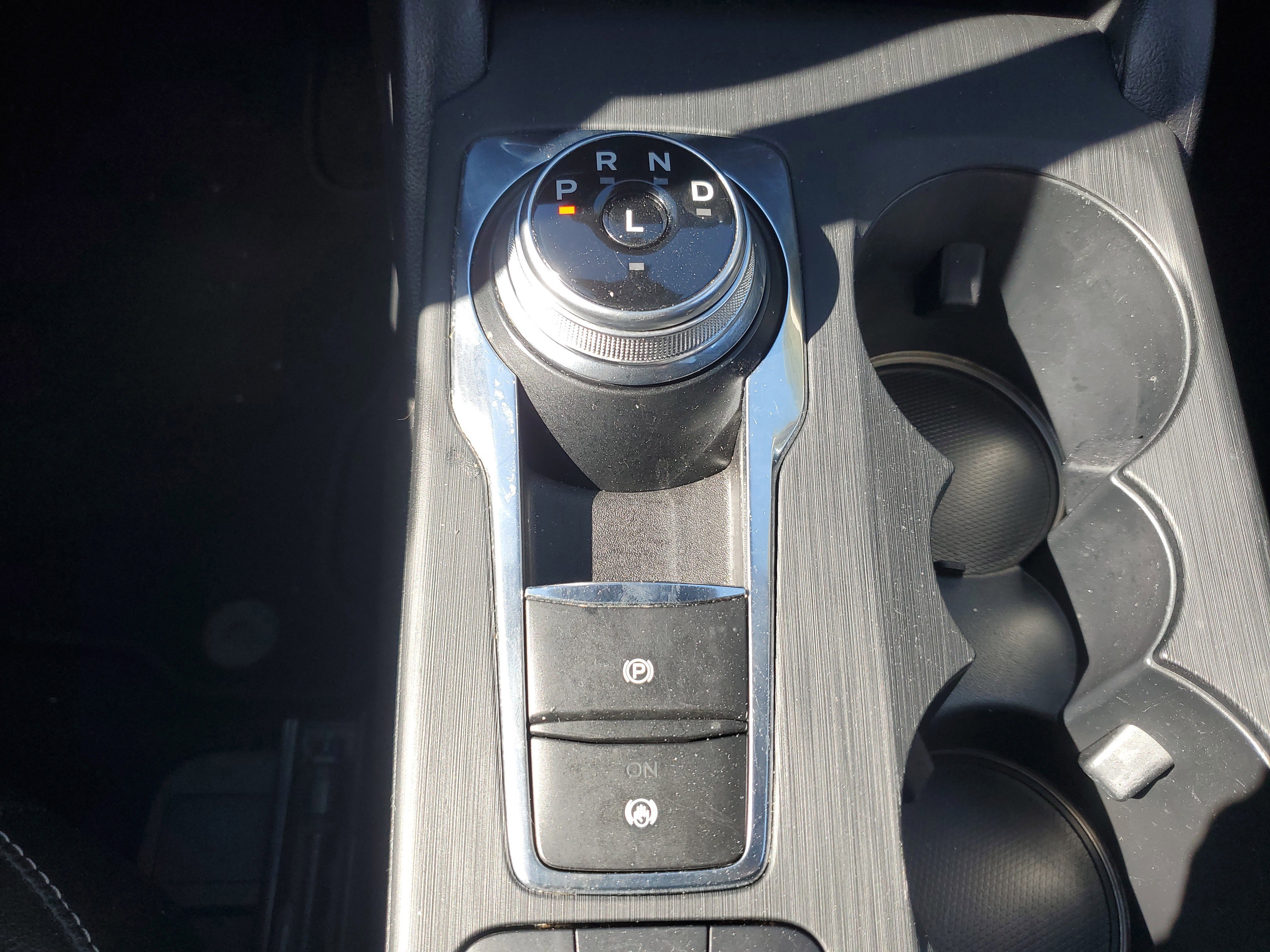 Certified 2020 Ford Escape Titanium image 30