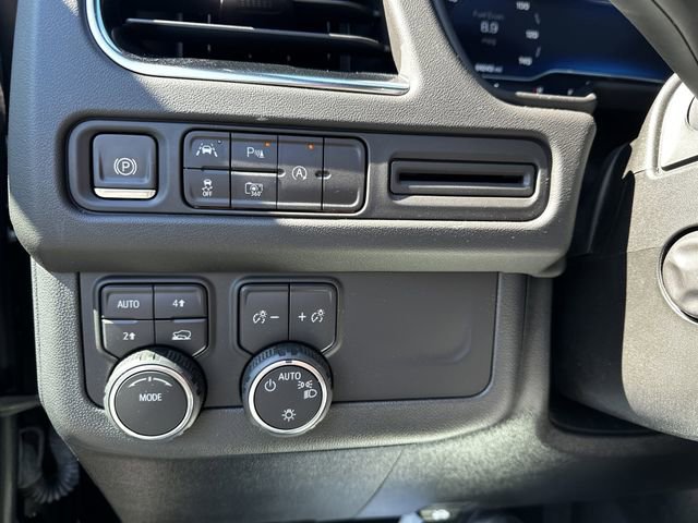 Used 2023 Chevrolet Tahoe LT w/ Luxury Package AWD/4WD image 29