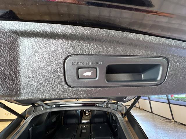 Used 2023 Acura MDX A-Spec AWD/4WD image 37