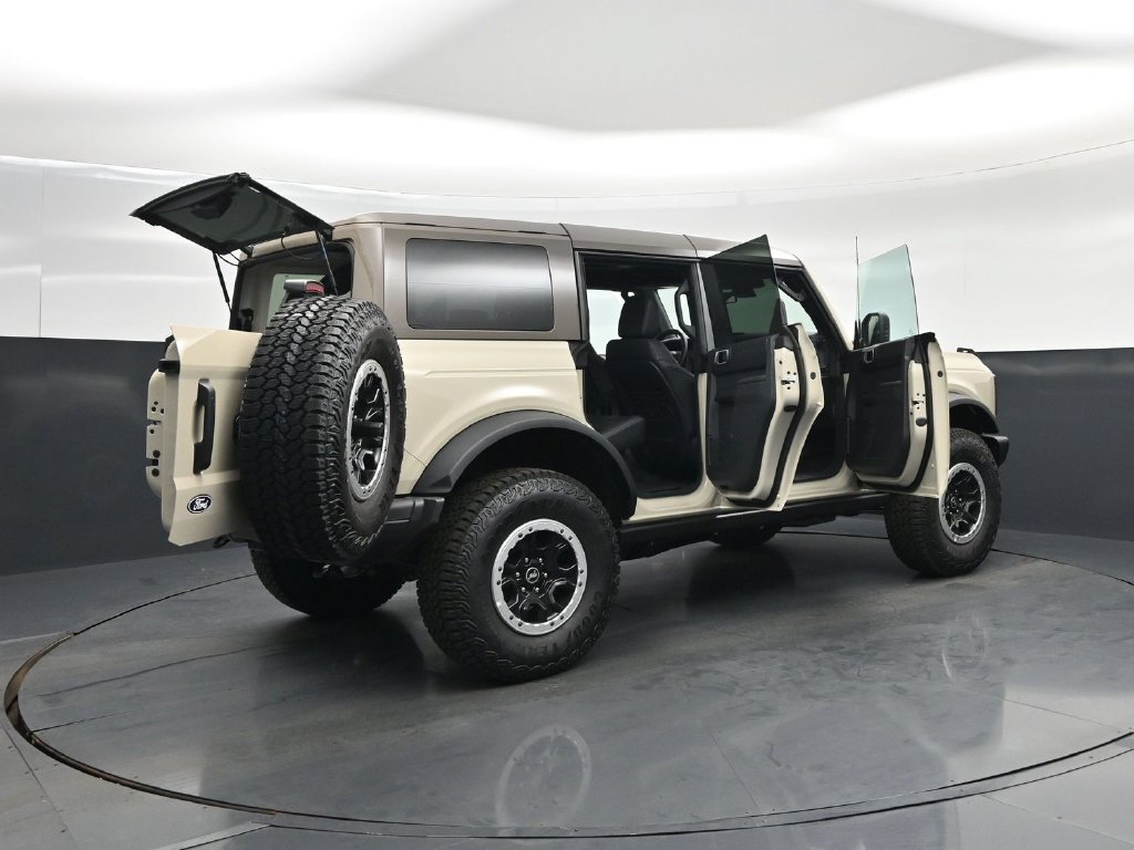 Certified 2026 Ford Bronco Badlands AWD/4WD image 6
