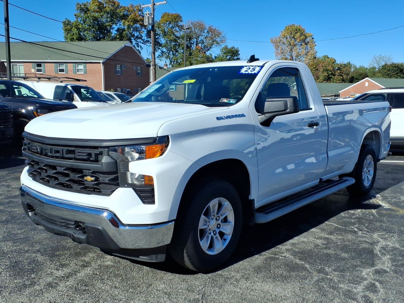 Used 2025 Chevrolet Silverado 1500 W/T RWD image 5