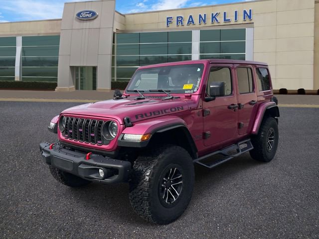 Used 2024 Jeep Wrangler Unlimited Rubicon AWD/4WD image 3