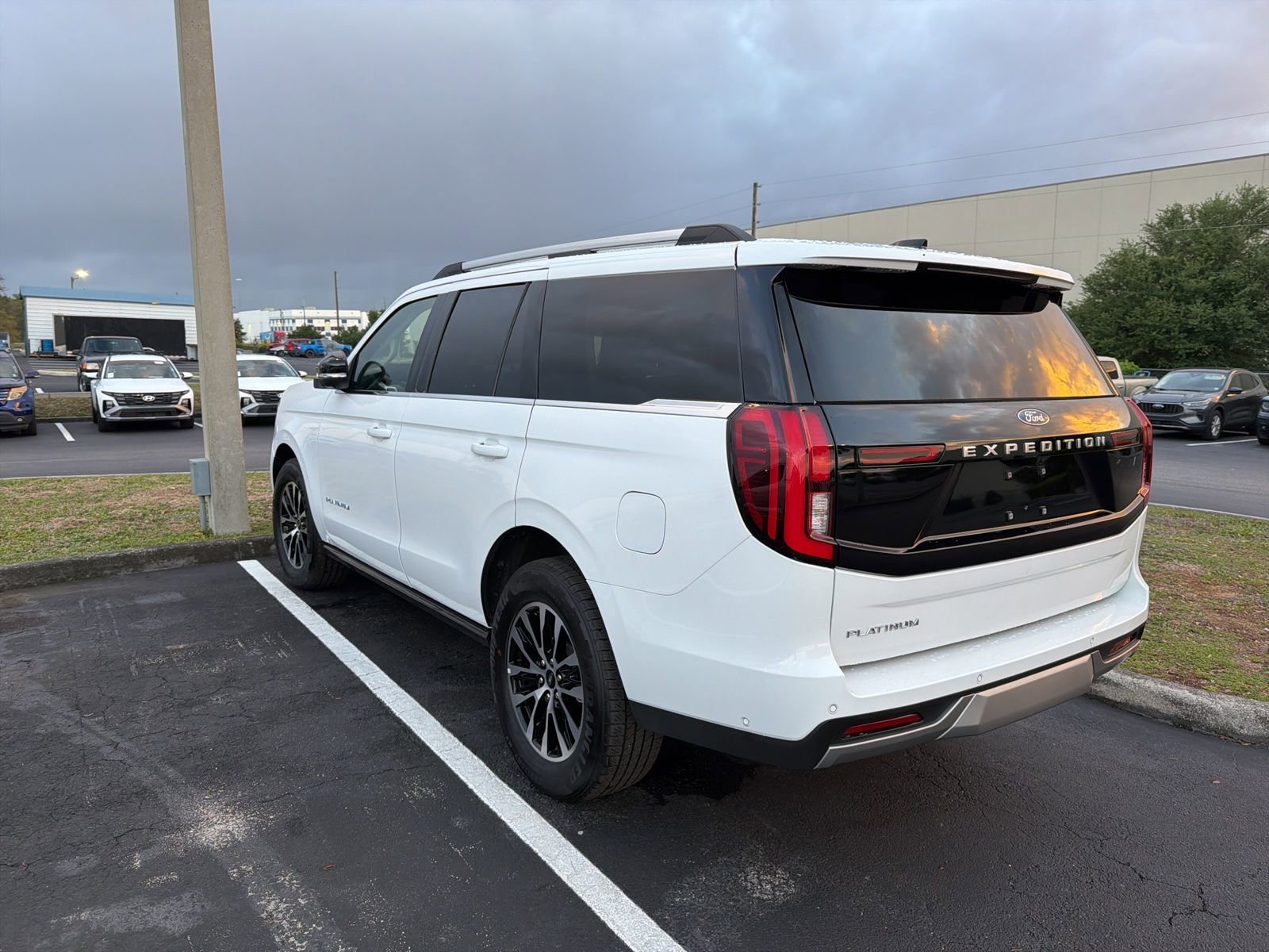 Certified 2025 Ford Expedition Platinum image 10