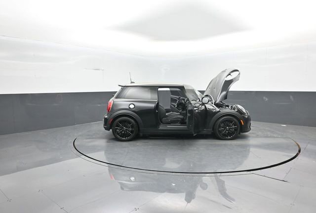 Used 2024 MINI Cooper S image 32