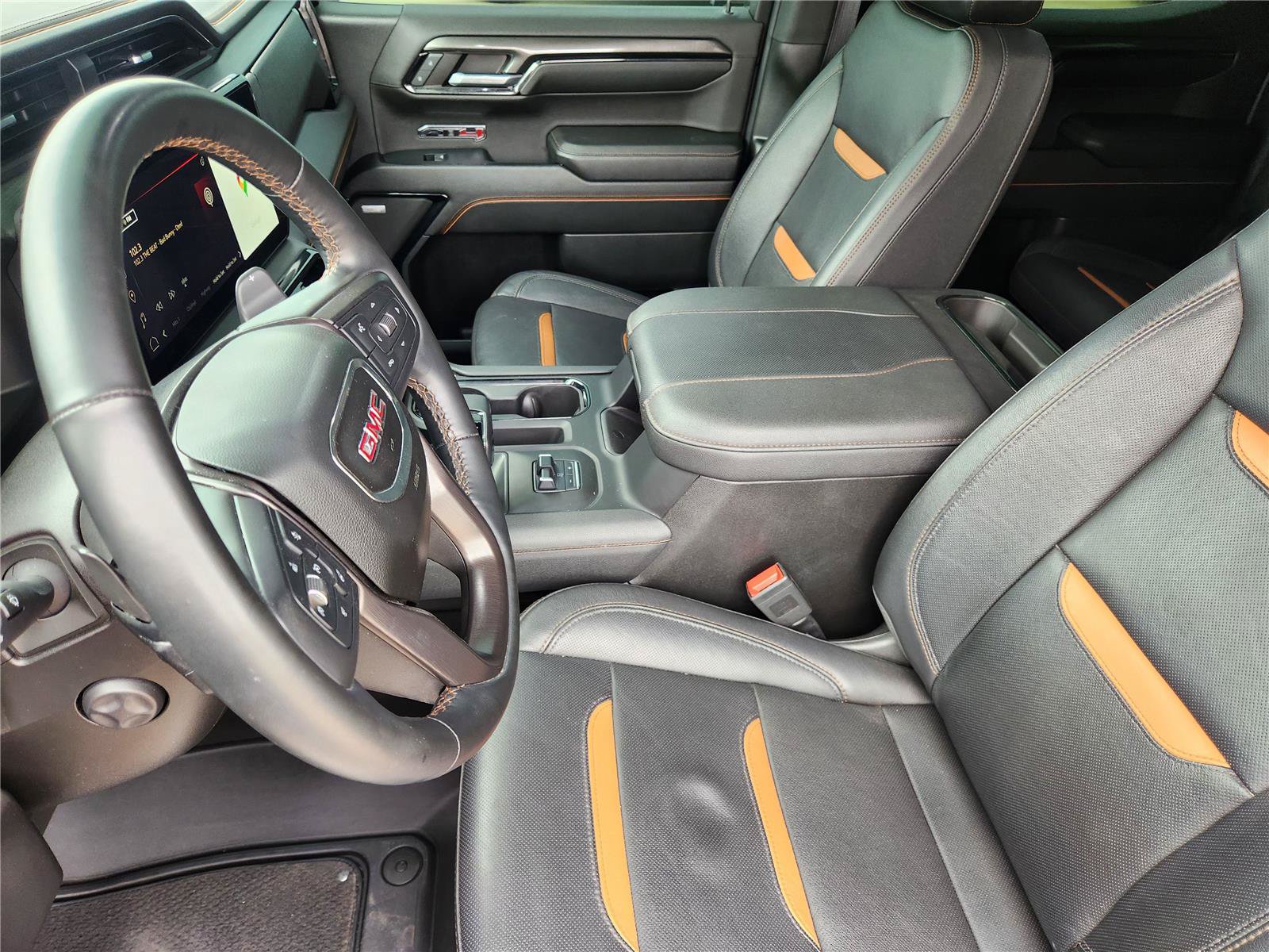 Used 2023 GMC Sierra 1500 AT4 w/ Technology Package AWD/4WD image 10