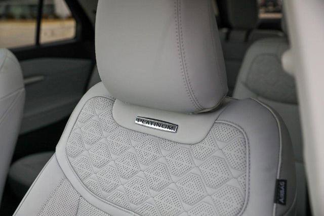 Certified 2025 Ford Explorer Platinum w/ LUX Leather Package AWD/4WD image 25