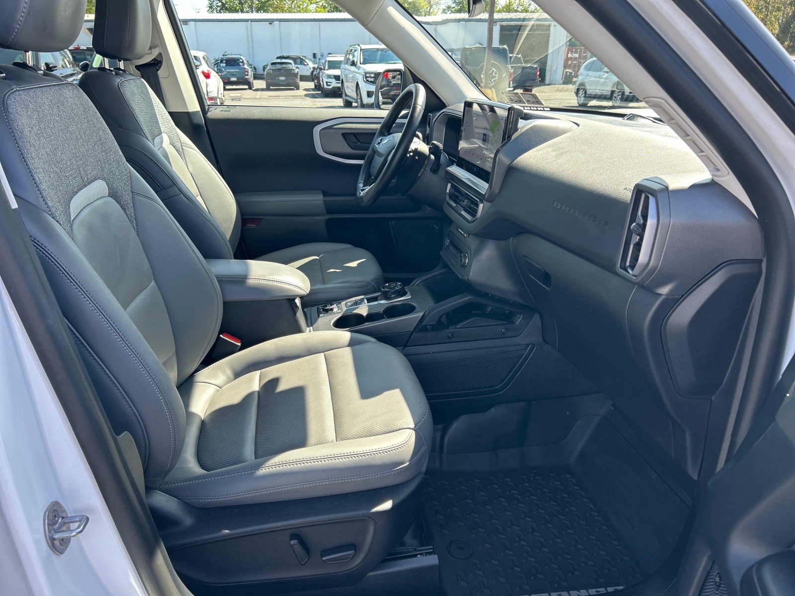 Certified 2025 Ford Bronco Sport Badlands w/ Badlands Tech Package AWD/4WD image 17