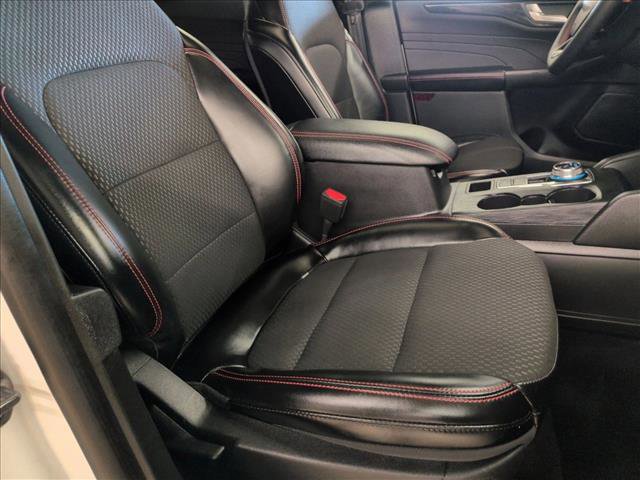 Certified 2024 Ford Escape ST-Line w/ Tech Pack #1 image 25