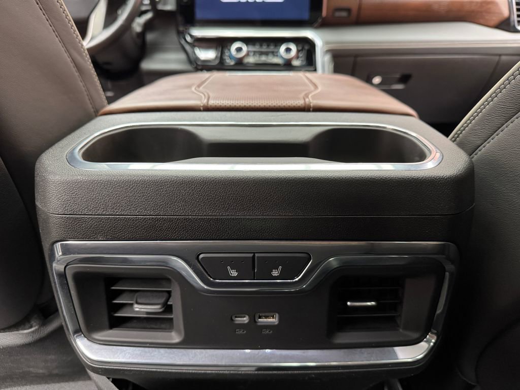 Used 2024 GMC Sierra 2500 Denali Ultimate AWD/4WD image 13