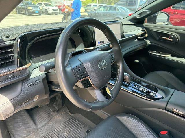 Used 2024 Toyota Crown Platinum AWD/4WD image 9
