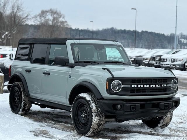 Certified 2023 Ford Bronco Black Diamond image 11