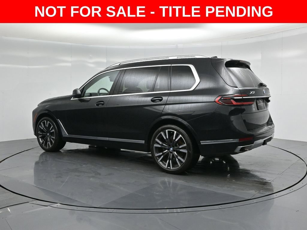 Used 2023 BMW X7 xDrive40i w/ Parking Assistance Package image 5
