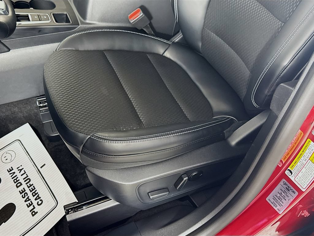 Certified 2026 Ford Escape SE FWD image 22