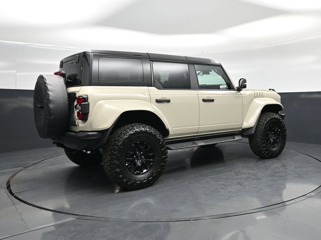 Certified 2026 Ford Bronco Raptor w/ Interior Carbon Fiber Pack AWD/4WD image 26