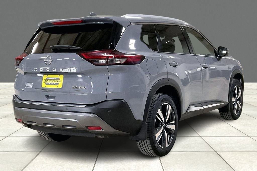 Used 2023 Nissan Rogue SL w/ SL Premium Package image 4