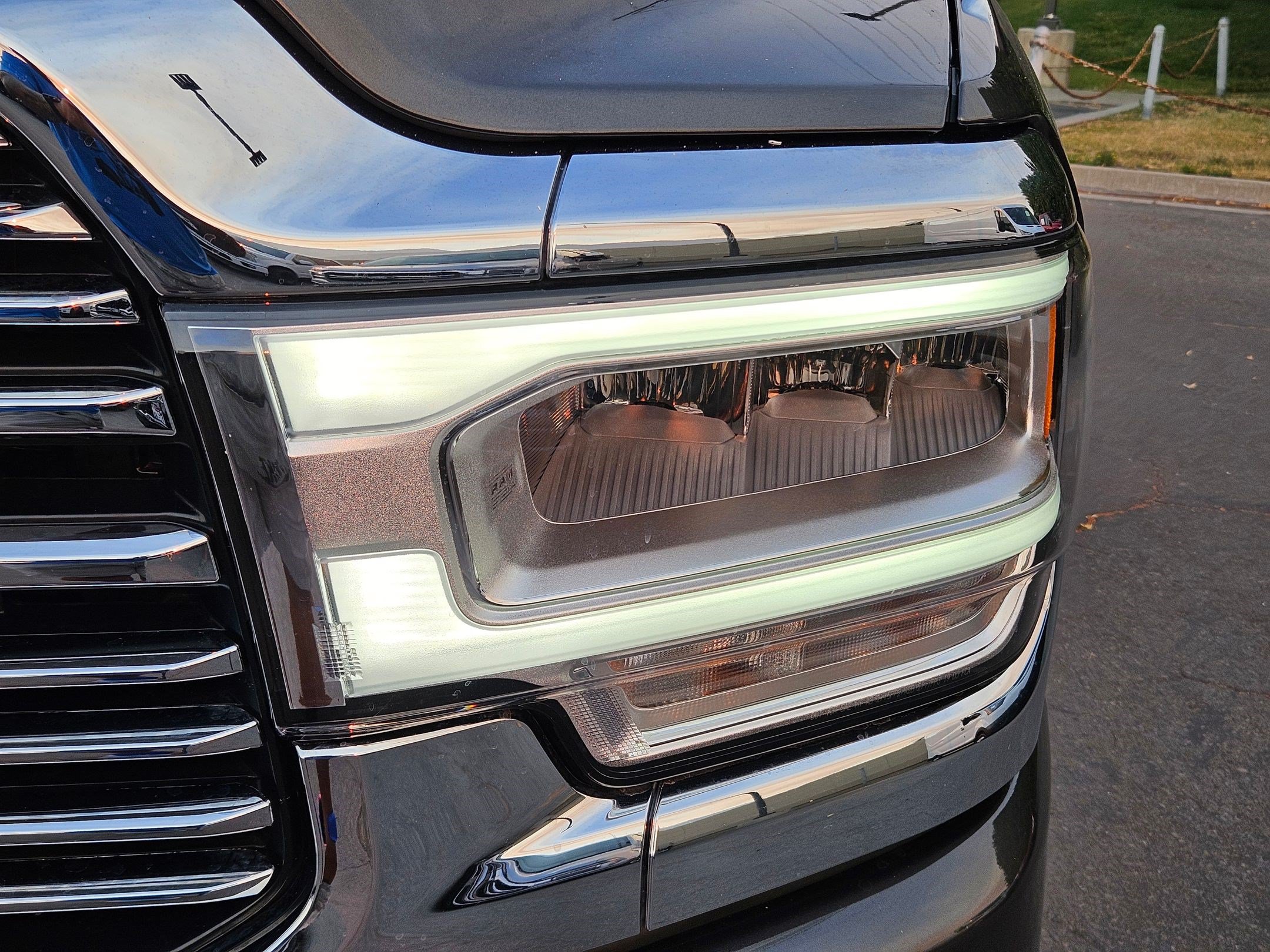 Used 2024 RAM 3500 Laramie w/ Safety Group AWD/4WD image 13
