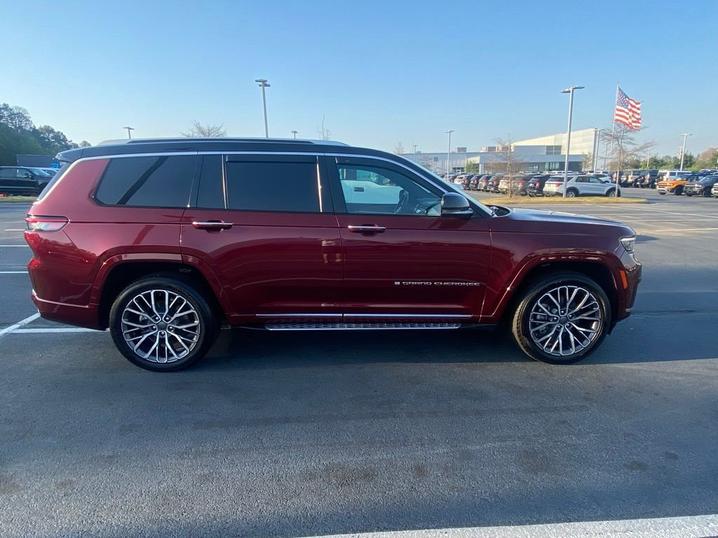 Used 2023 Jeep Grand Cherokee L Summit image 6