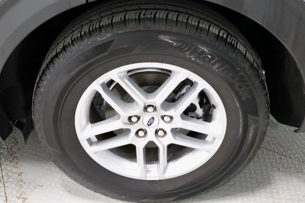 Certified 2025 Ford Explorer Active image 19