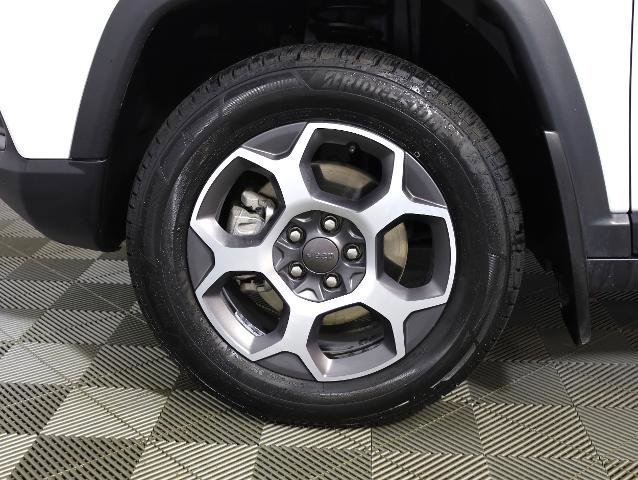 Used 2022 Jeep Compass Trailhawk w/ Trailhawk Elite Group image 22