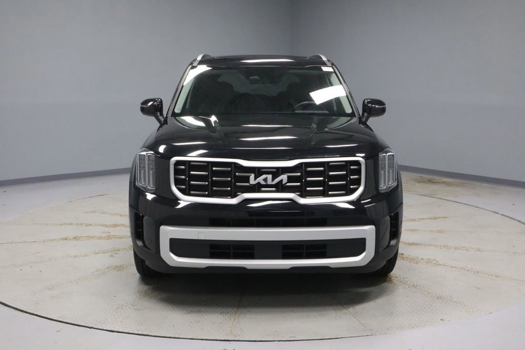 Used 2025 Kia Telluride S image 8