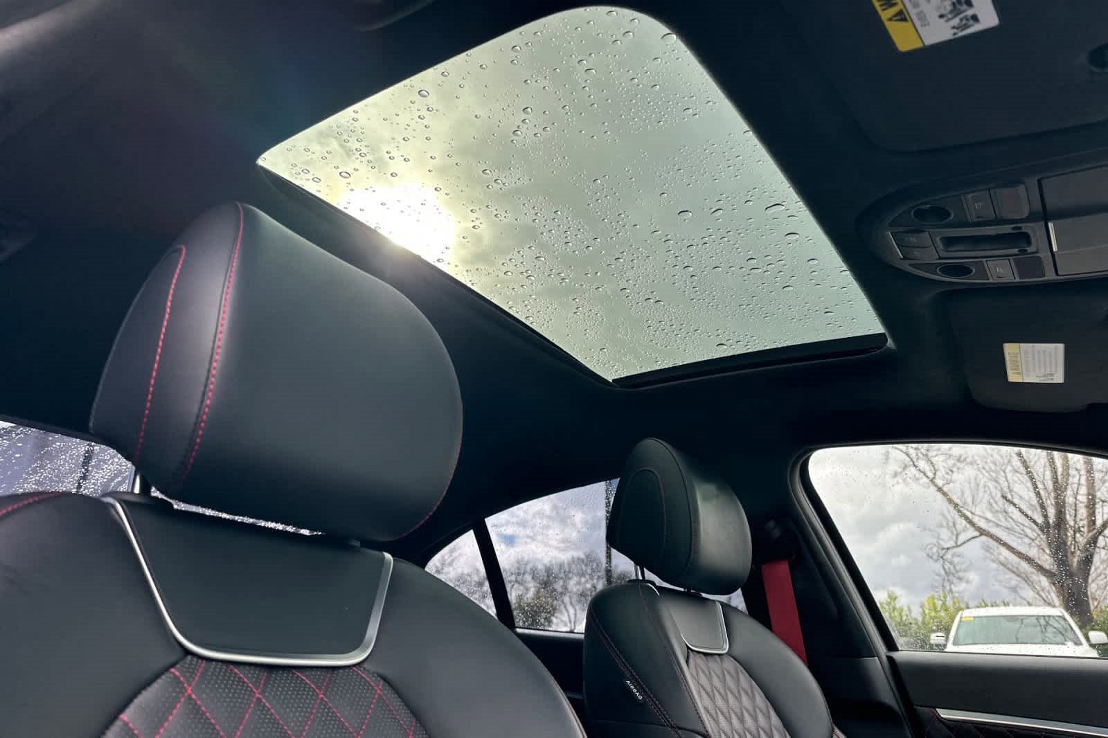 Used 2023 Genesis G70 3.3T w/ Sport Prestige Package image 16