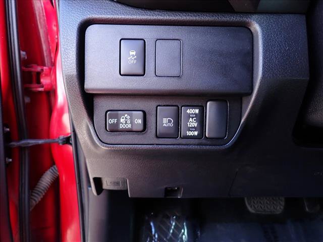 Used 2023 Toyota Tacoma TRD Off-Road AWD/4WD image 12