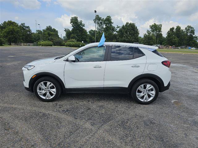 Used 2025 Buick Encore GX Preferred FWD image 9