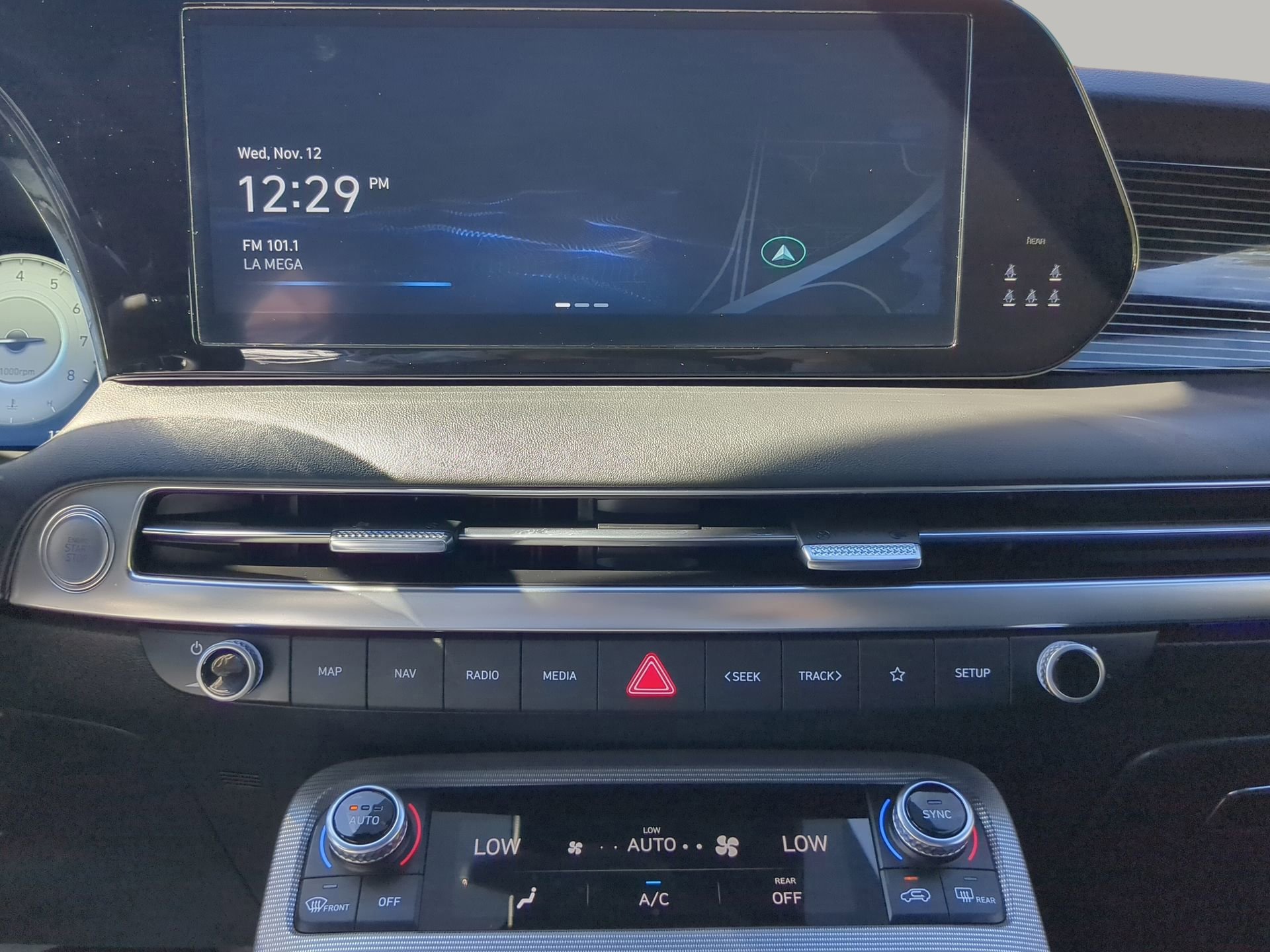 Used 2024 Hyundai Palisade Calligraphy image 44