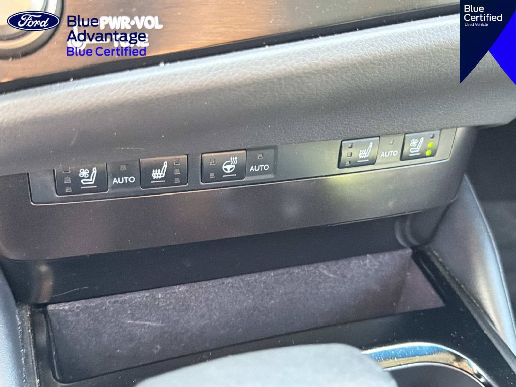 Used 2023 Lexus ES 300h w/ Premium Package FWD image 30