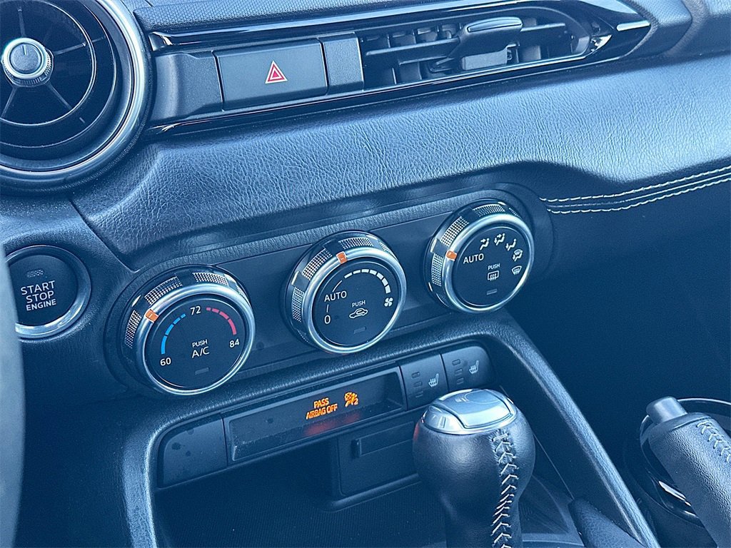 Used 2025 MAZDA MX-5 Miata Grand Touring w/ Weather Package image 14