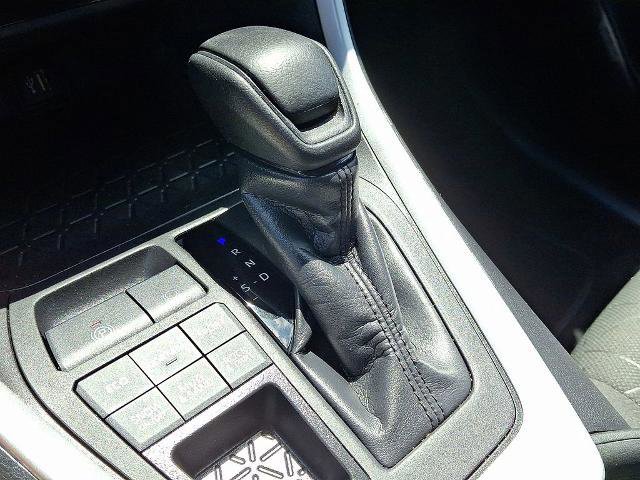 Used 2024 Toyota RAV4 XLE w/ Weather Package AWD/4WD image 14