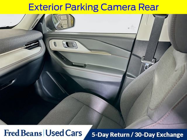 Certified 2025 Ford Explorer Active image 29