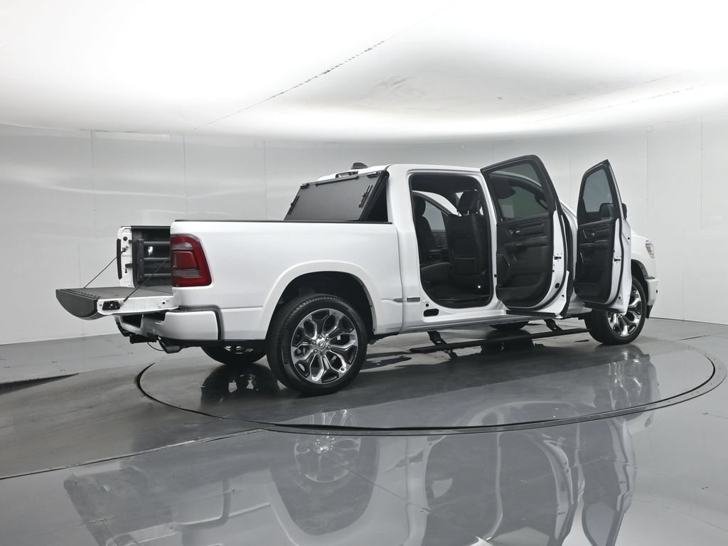 Used 2024 RAM 1500 Limited AWD/4WD image 6