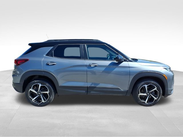 Used 2021 Chevrolet TrailBlazer RS w/ Sun and Liftgate Package AWD/4WD image 14