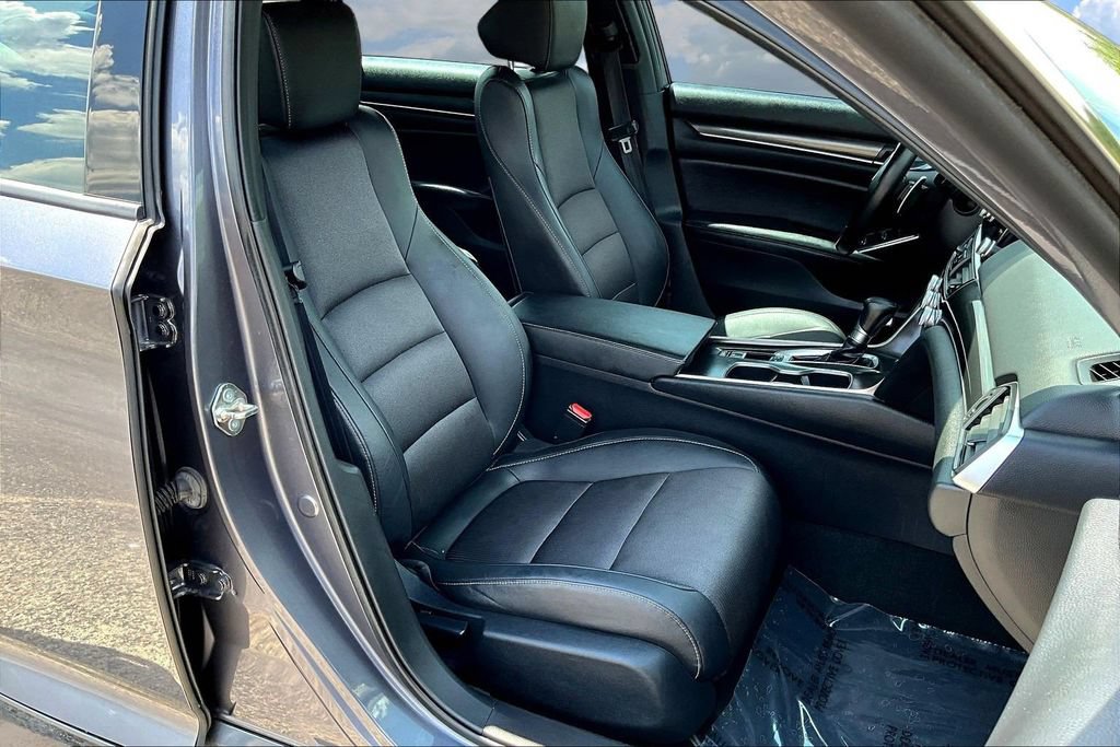 Used 2019 Honda Accord Sport image 31