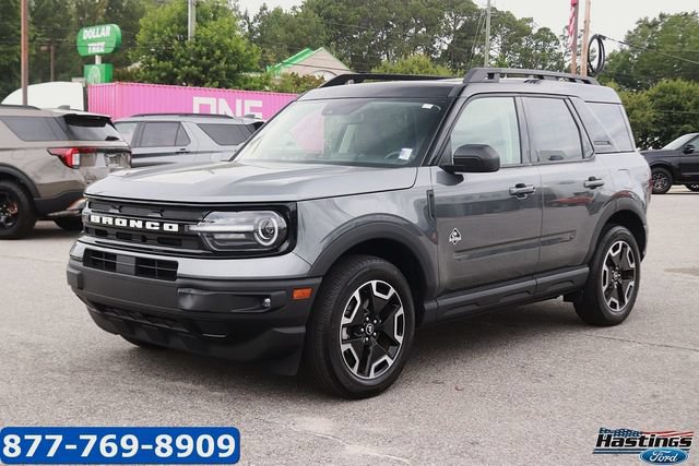 Certified 2024 Ford Bronco Sport Outer Banks w/ Tech Package AWD/4WD image 3
