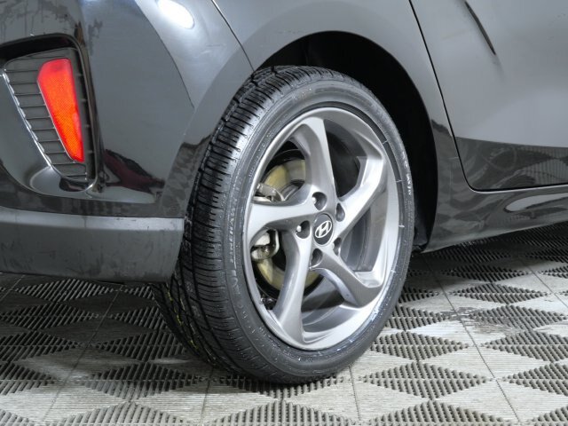 Used 2020 Hyundai Veloster 2.0 FWD image 5