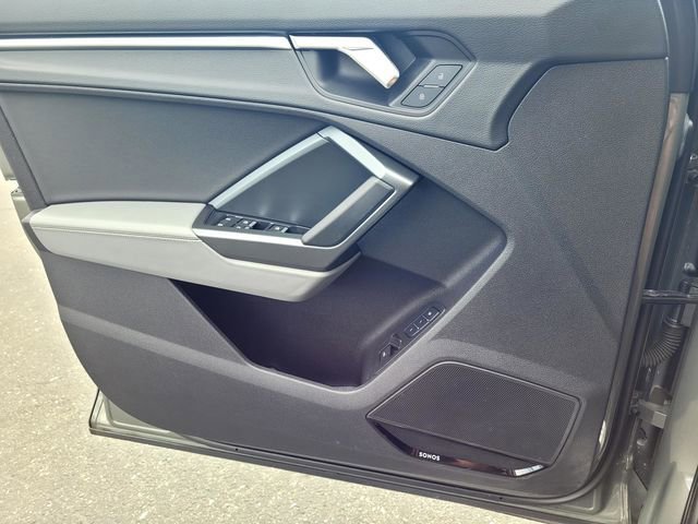 Used 2022 Audi Q3 2.0T Premium Plus w/ Premium Plus Package AWD/4WD image 15