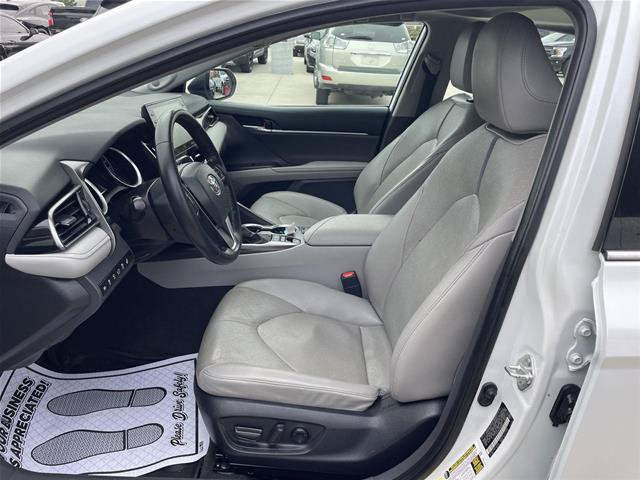 Used 2022 Toyota Camry XLE w/ Navigation Upgrade Package FWD image 17