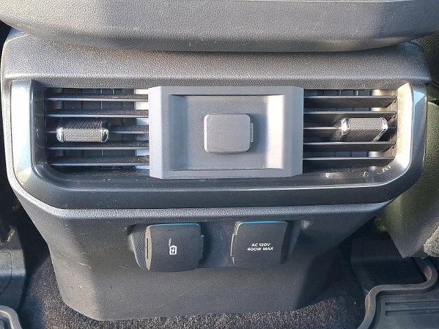 Certified 2022 Ford F150 XLT w/ Equipment Group 302A High image 11