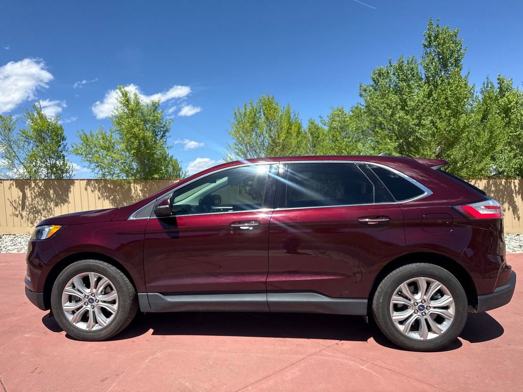 Certified 2022 Ford Edge Titanium w/ Class II Trailer Tow Package AWD/4WD image 4