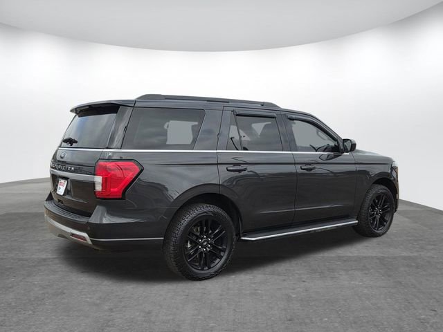 Certified 2023 Ford Expedition XLT image 4