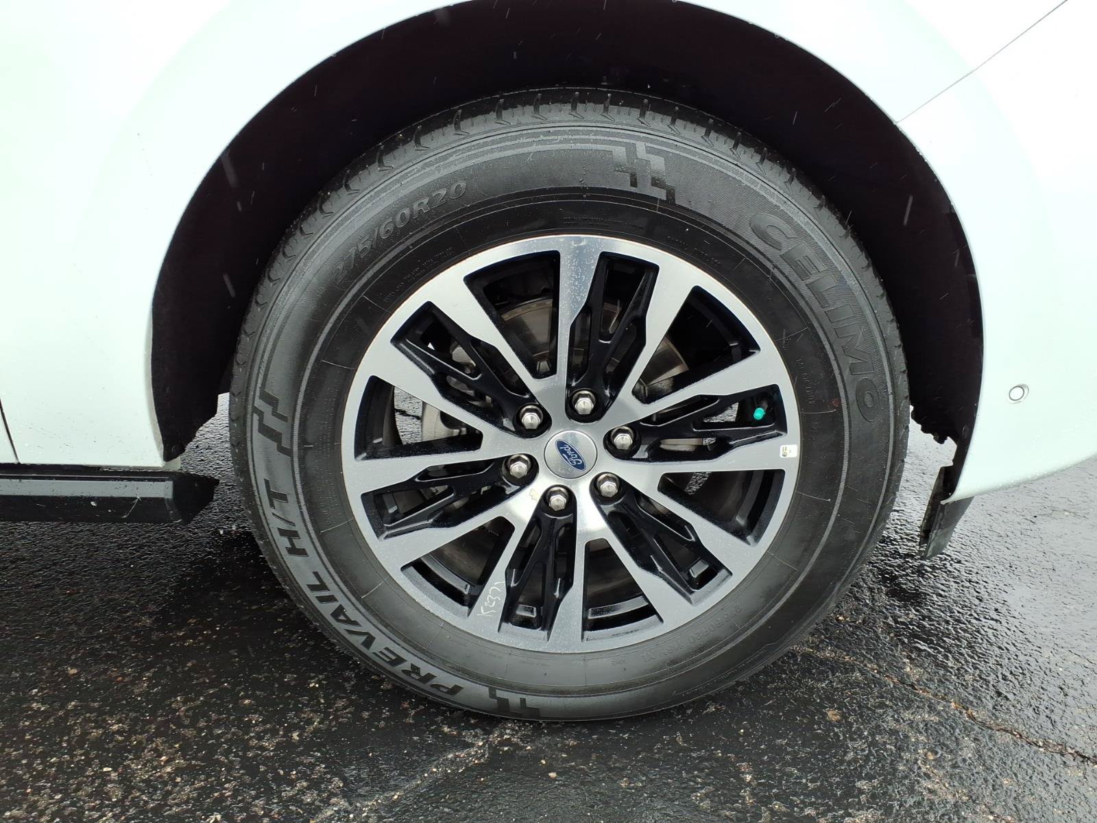 Certified 2025 Ford Expedition Max Platinum AWD/4WD image 8