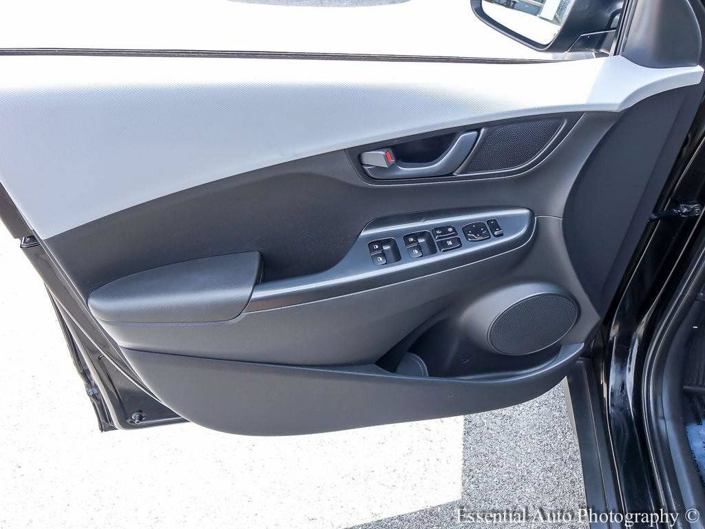 Used 2019 Hyundai Kona SEL AWD/4WD image 19