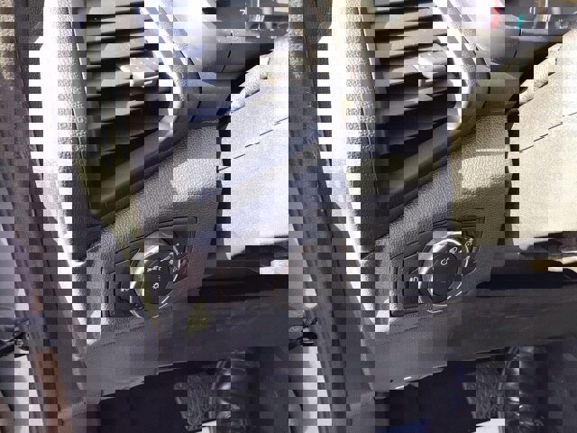 Certified 2022 Ford EcoSport SE w/ SE Appearance Package image 17